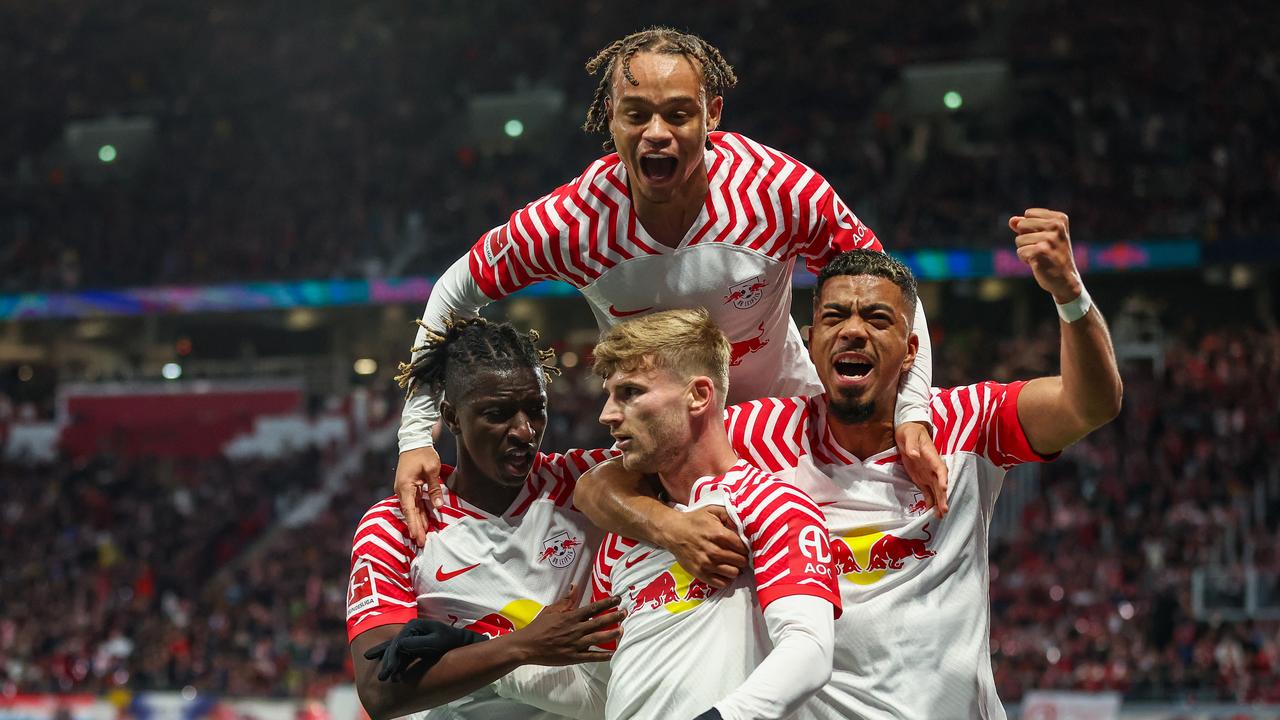 Beeld uit video: Samenvatting: RB Leipzig boekt met belangrijke Xavi Simons monsterzege op FC Köln