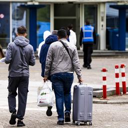 Der Mangel an Notunterkuenften bleibt akut Erneut „dringender Aufruf an