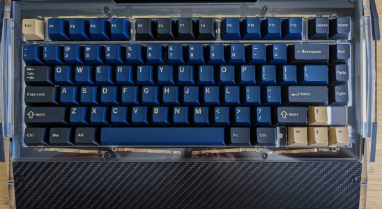 Die Black Diamond 75 von Dry Studio ist eine Gaming Tastatur