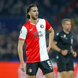 Feyenoord Trainer Slot waehlt erneut Zerrouki gegen den FC Twente