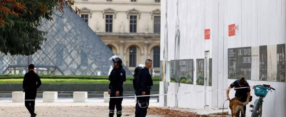 Frankreich Frankreich entsendet 7000 Soldaten fuer zusaetzliche Sicherheit nachdem ein