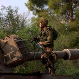 Heftige Feuergefechte zwischen Israel und Hamas in suedlichen Grenzstaedten