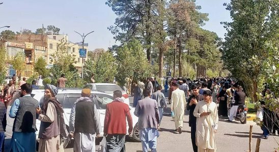 Herat Afghanische Retter arbeiten die ganze Nacht nach toedlichem Beben