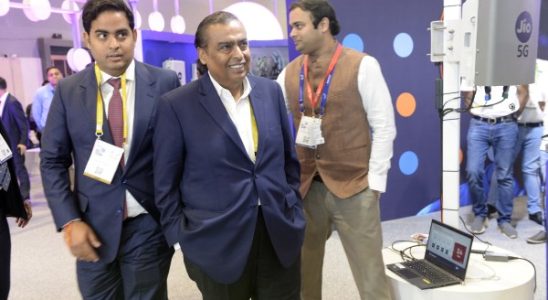 Jio Financial von Ambani startet Kredit und Versicherungsgeschaefte