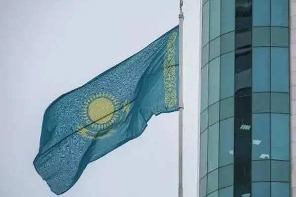 Kasachstan Astana ist Gastgeber eines Treffens von Weltfuehrern und traditionellen