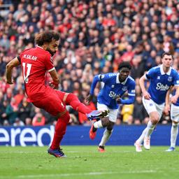 Liverpool mit Van Dijk und Gravenberch ueberholte Everton in der