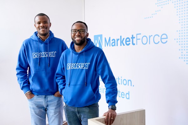 MarketForce verlaesst drei Maerkte und startet ein Social Commerce Spinout