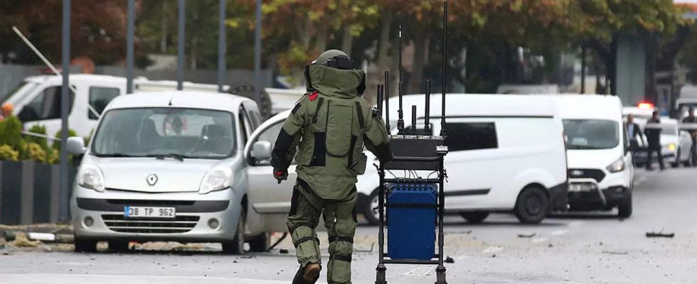 Nach dem Anschlag in Ankara nimmt die Tuerkei Dutzende fest