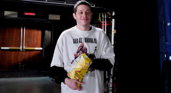 Pete Davidson zeigt „Keenan Gesicht in der SNL Promo