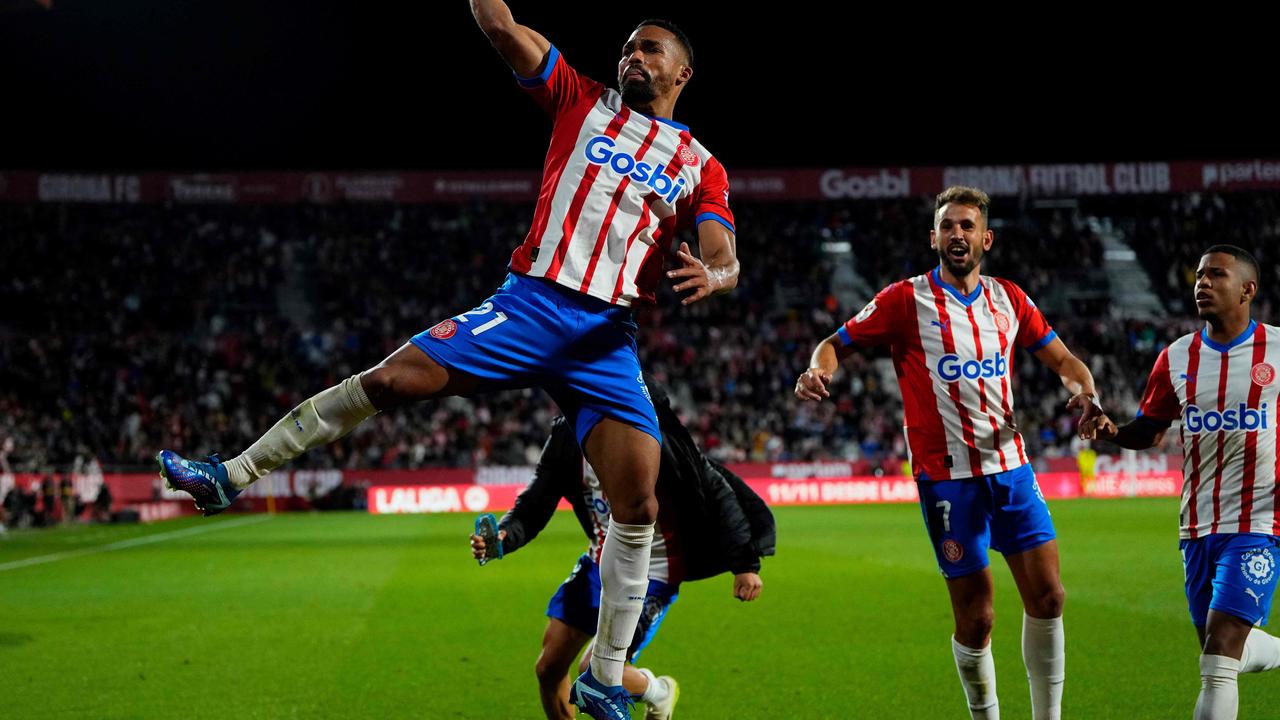 Beeld uit video: Girona trotse koploper in La Liga na goal in de blessuretijd tegen Celta de Vigo