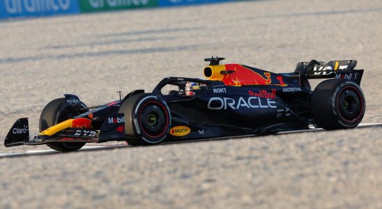 Verstappen startet mit Bestzeit ins erste Training zum Meisterschaftswochenende in