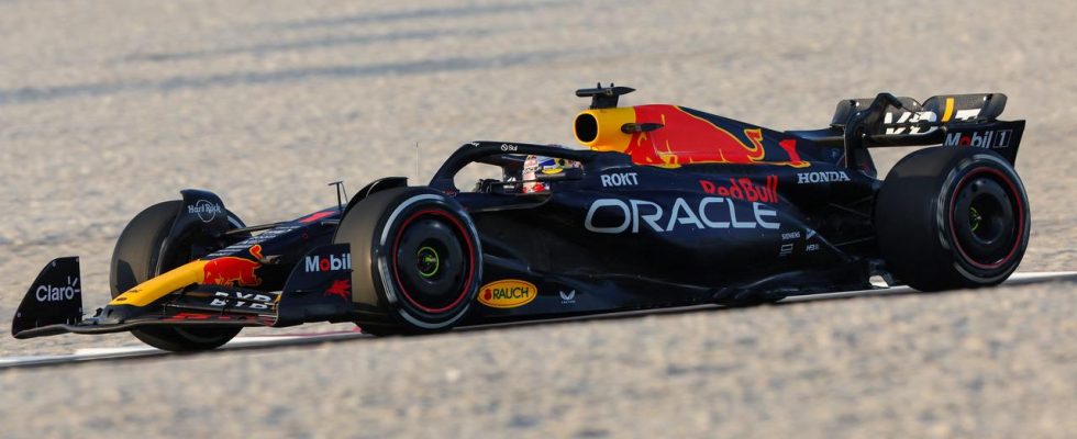 Verstappen startet mit Bestzeit ins erste Training zum Meisterschaftswochenende in