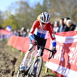 Alvarado emotional nach neuem Weltcup Sieg Iserbyt schlaegt Van der Haar