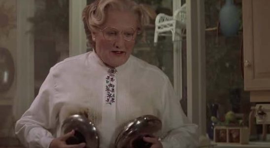 Chris Columbus hat 900 Kartons mit altem Mrs Doubtfire Filmmaterial