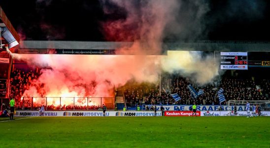 De Graafschap kommt dank des Patzers von Torwart Kortsmit knapp