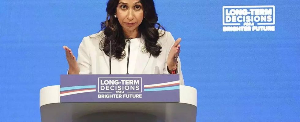 Die britische Innenministerin Suella Braverman liefert sich einen Wortgefecht mit