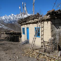 Dutzende Tote und Verletzte bei Erdbeben in Nepal Im