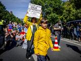 Extinction Rebellion kuendigt neue Aktionen am Flughafen Maastricht Aachen an