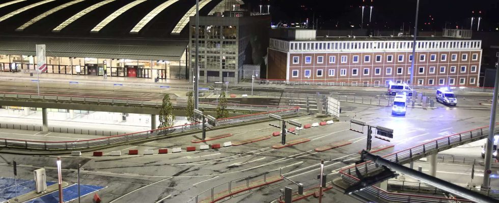 Geiselnahme am Hamburger Flughafen beendet teilte die Polizei mit