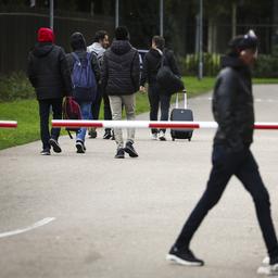 Jetzt weniger Asylbewerber als erwartet aber auch im naechsten Jahr