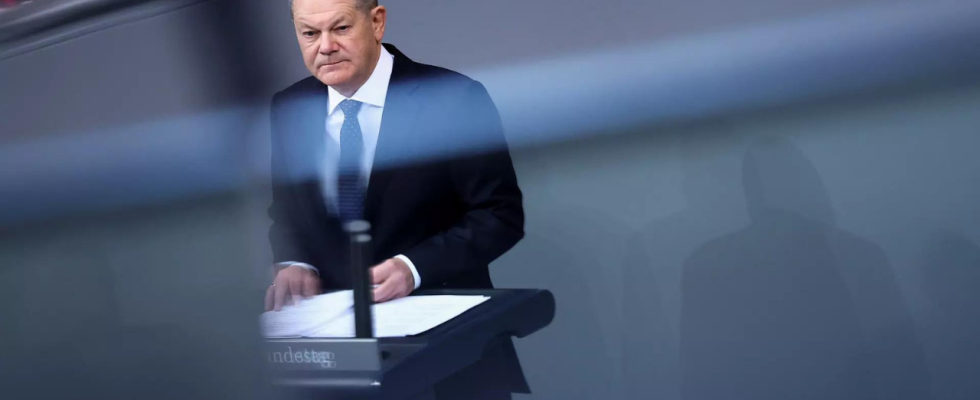 Koalitionsstreitigkeiten Der deutsche Politiker Olaf Scholz verspricht die Wirtschaft zu