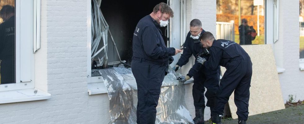 Laut Polizei wurde Feuer im Soester Rathaus vorsaetzlich gelegt