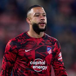 Memphis nimmt das Gruppentraining bei Atletico fuer das CL Spiel mit