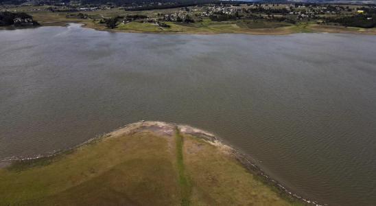 Mexiko Stadt verhaengt strenge monatelange Wasserbeschraenkungen da die Stauseen aufgrund der