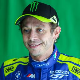 Motorsportlegende Valentino Rossi nimmt als Rennfahrer an den 24 Stunden