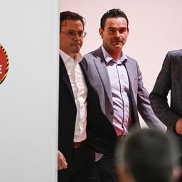 Overmars ist wegen sexueller Belaestigung fuer ein Jahr von der