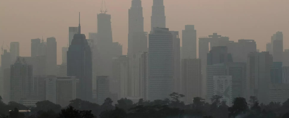 Palmoel Malaysia laesst Plaene fuer vorgeschlagenes Gesetz zur grenzueberschreitenden Dunstverschmutzung