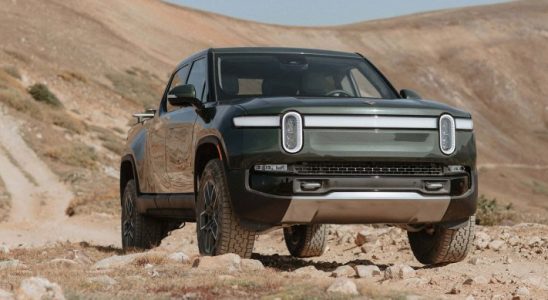 Rivian erhoeht Produktionsprognose fuer 2023 und verringert Verluste im dritten