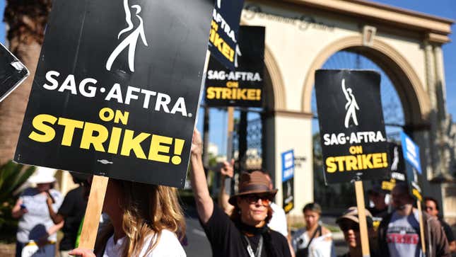 SAG AFTRA stimmt dem „Last Best Final Angebot der Studios nicht