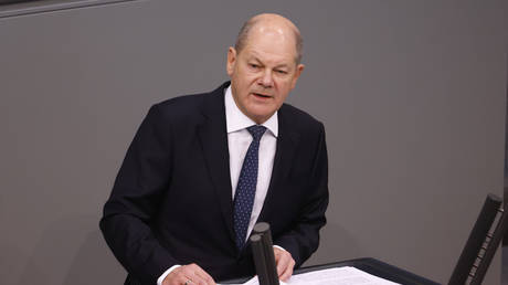 Scholz draengt auf Unterstuetzung fuer die Ukraine trotz Haushaltskrise –