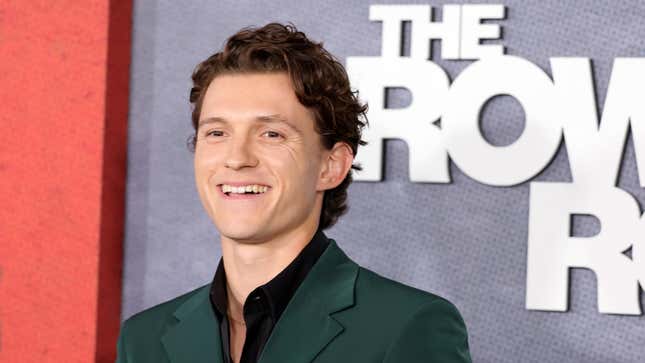 Tom Holland neckt erneut einen moeglichen vierten Spider Man