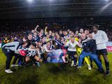 Amateurs Hercules zorgen voor legendarische bekerstunt met zege op Ajax