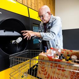 Aufsichtsbehoerde kuendigt Strafe an weil Unternehmen zu wenige Flaschen sammeln