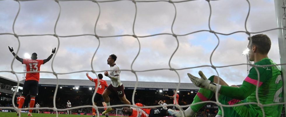 City entkommt in Luton und gewinnt endlich wieder Tottenham trocknet