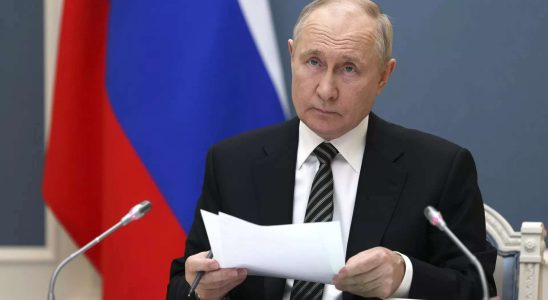 Deepfake Als Putin Putin „traf Der echte russische Praesident spricht