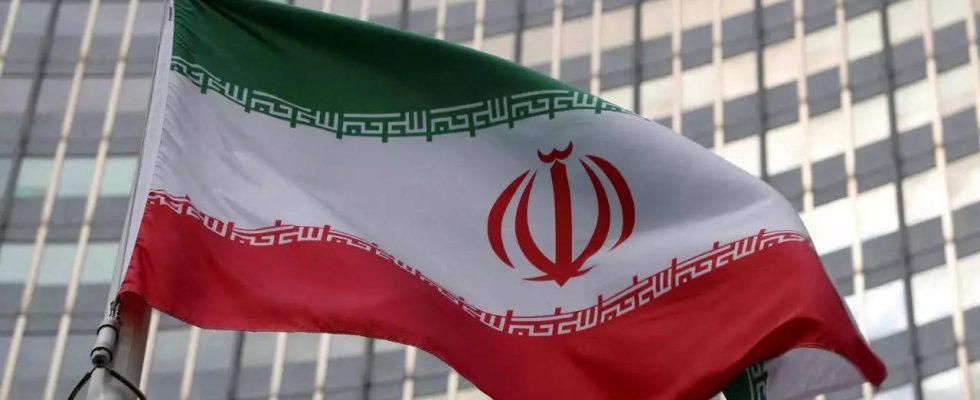 Iran wirft dem inhaftierten schwedischen EU Diplomaten Verschwoerung mit Israel vor