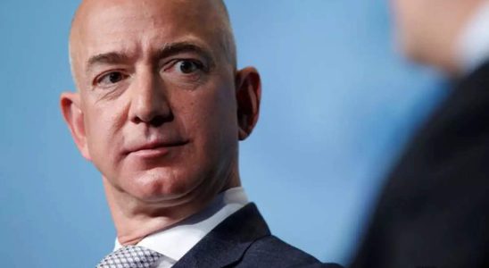 Jeff Bezos Lesen Sie die NDA die die Haushaelterin von