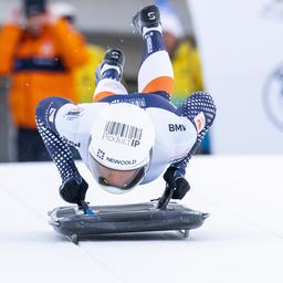 Kimberley Bos ueberreicht Skeleton Weltcup Sieg in den letzten Kurven Sport