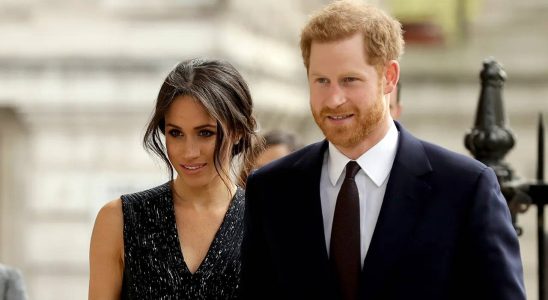 Meghan Rassenstreit eskaliert Meghan und Harry koennten bald koenigliche Titel