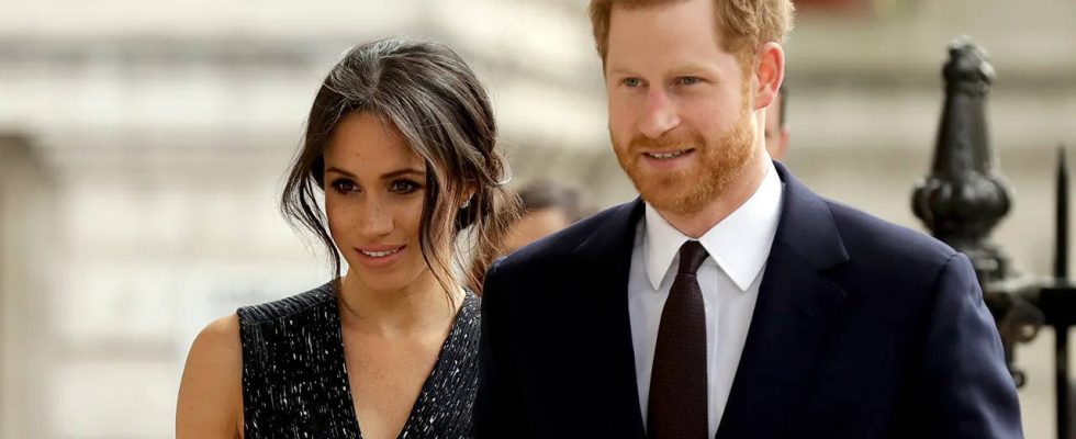 Meghan Rassenstreit eskaliert Meghan und Harry koennten bald koenigliche Titel