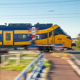 Mehr Zuege zwischen Grossstaedten und am Wochenende im neuen NS Fahrplan