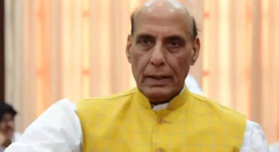 Premierminister Modi ist verzweifelt und ueberwacht persoenlich die Reaktion Rajnath