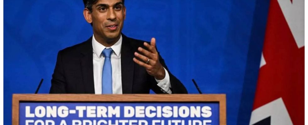 Rishi Sunak Die britische Regierung Sunak versucht mit einer 2 Milliarden Dollar Zusage