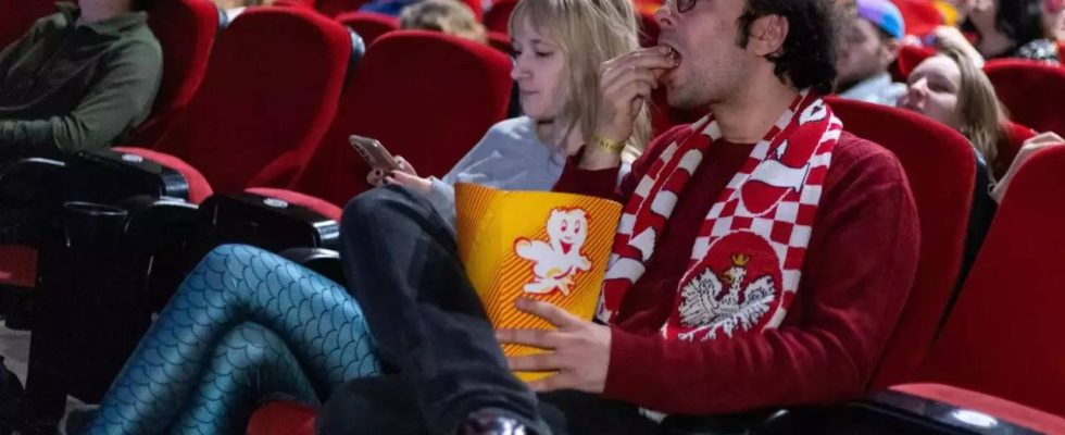 Soziale Medien Popcorn und Politik Polen gehen ins Kino um