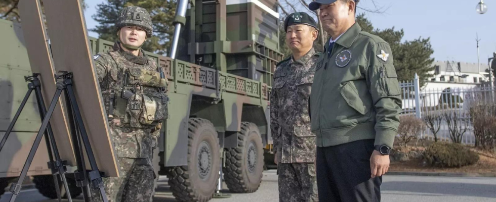 Suedkoreanische Polizei Die suedkoreanische Polizei untersucht Berichte ueber abgeschobene usbekische