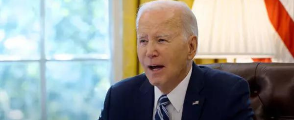 US Praesident Biden US Praesident Joe Biden trifft sich mit Familienangehoerigen amerikanischer